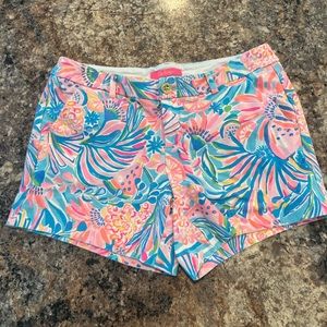 Lilly Pulitzer shorts size 8! Floral print pink and blue